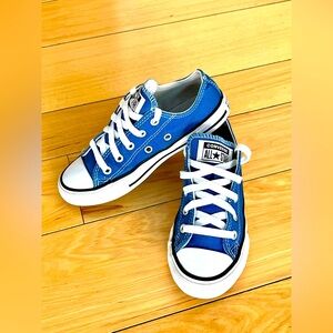 Converse Kids Blue Sneakers, SIZE 13, Excellent Condition and Clean